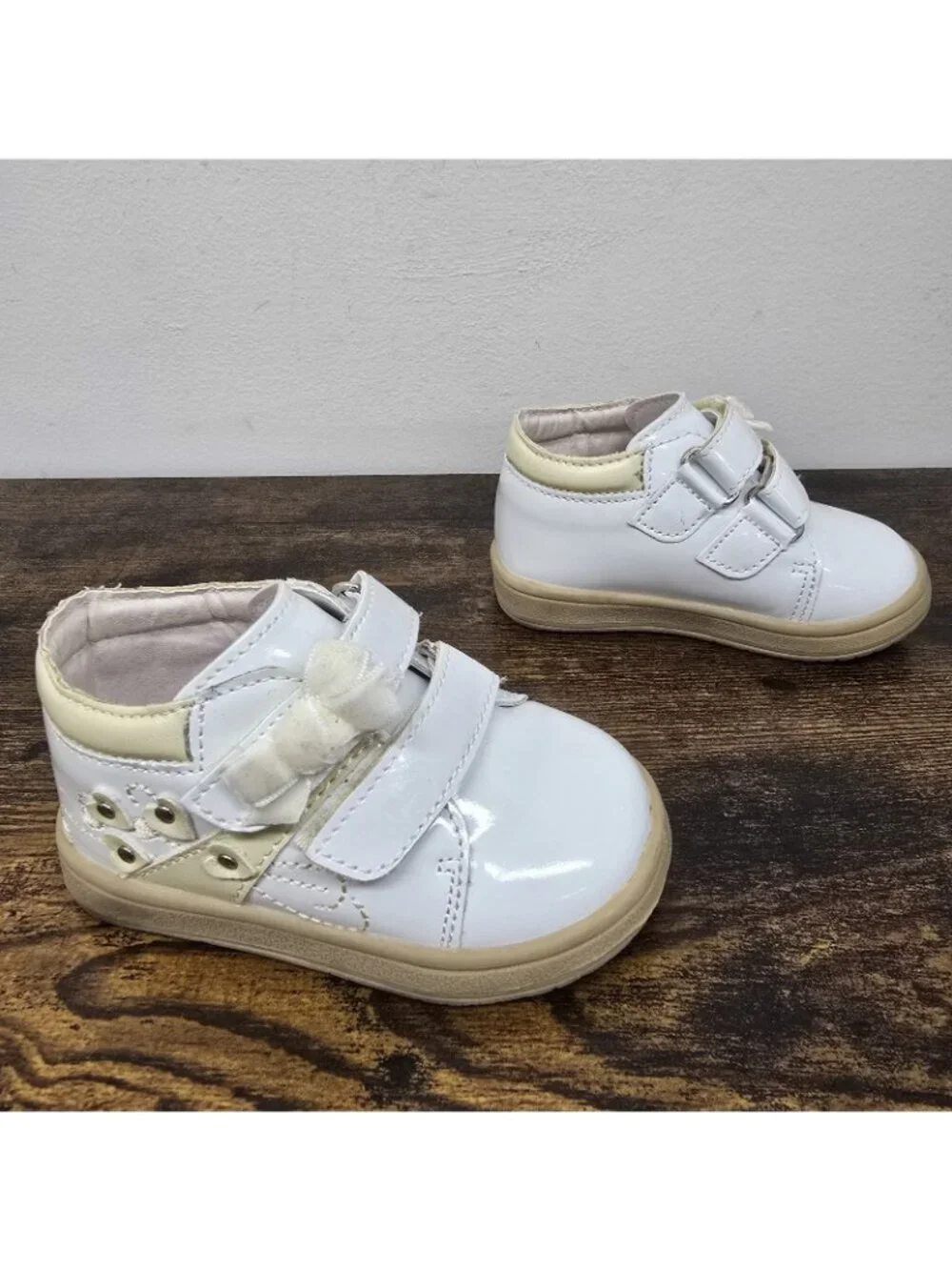 Rainbow Baby Patent Leather Shoes Toddler Girls Size 5 White Hearts Bow